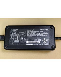 Virtalähde/laturi Sony Vaio kannettaviin, 150W 19.5V 6.2A, VGP-AC19V54, käytetty