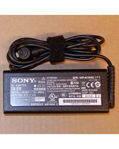 Virtalähde/laturi Sony Vaio kannettaville, 65W 19.5V 3.3A, plugin mitat 6,5mm / 4,4mm / ohjauspiikki