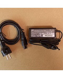 Virtalähde/laturi Acer, eMachines, Packard Bell kannettaville, 45W 19V 2.37A, liitin 5,5mm / 1,65mm