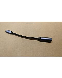 USB-C virta-adapteri 4.5-3.0mm naaras (virran syöttö) > USB-C uros käytettävään laitteeseen, max teho 100W